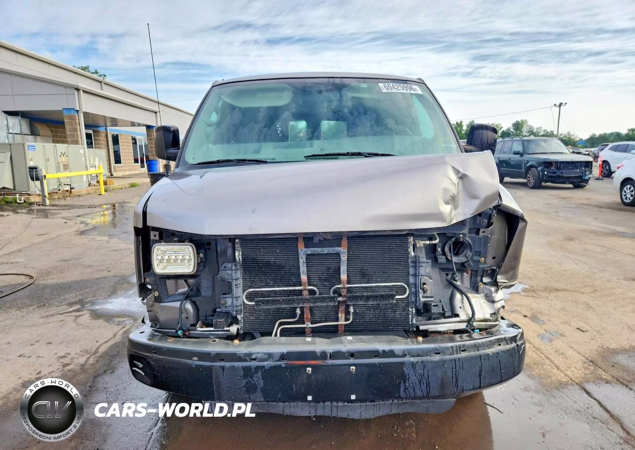 2012 Chevrolet Express G2500 VIN:1GCWGFCA9C1198718 - 5