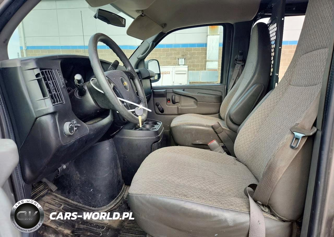 2012 Chevrolet Express G2500 VIN:1GCWGFCA9C1198718 - 7