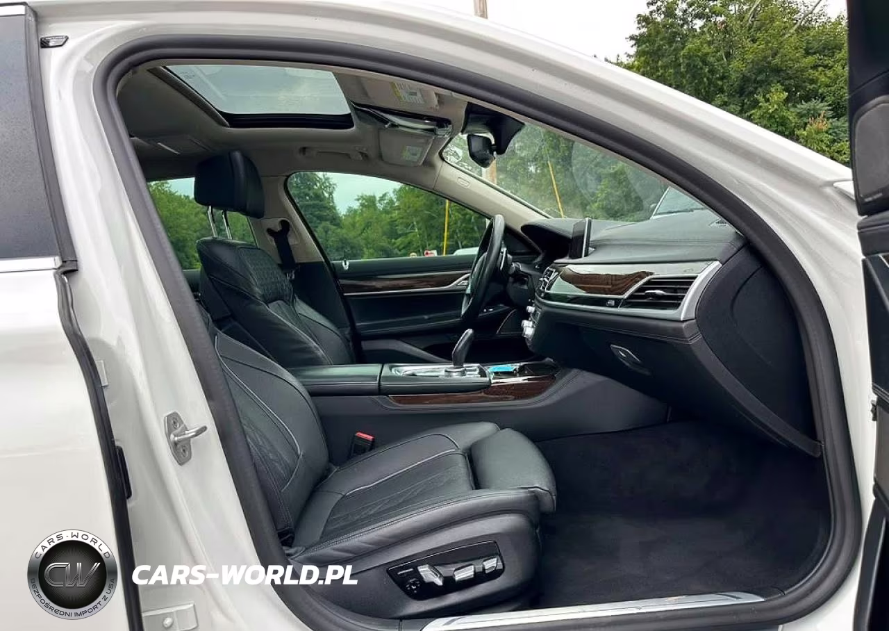 2021 BMW 750 Xi VIN:WBA7U2C03MCG37401 - 9