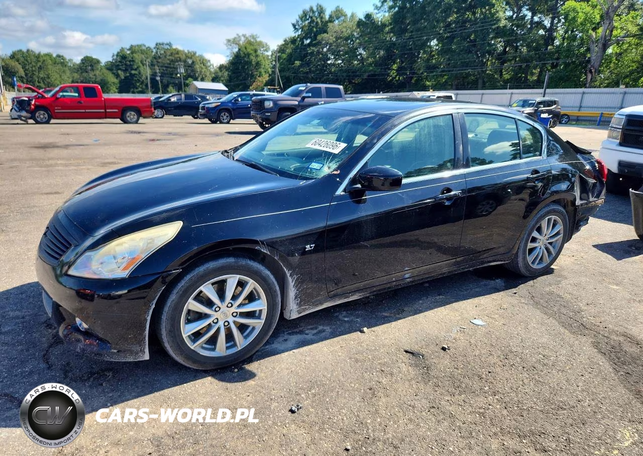 2015 Infiniti Q40
