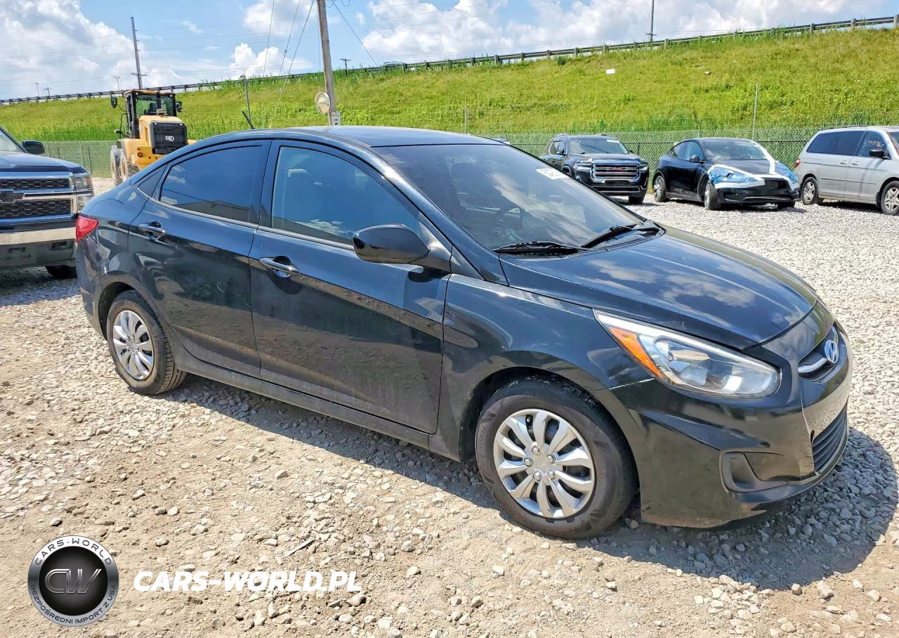 2017 Hyundai Accent Se VIN:KMHCT4AE8HU352345 - 4