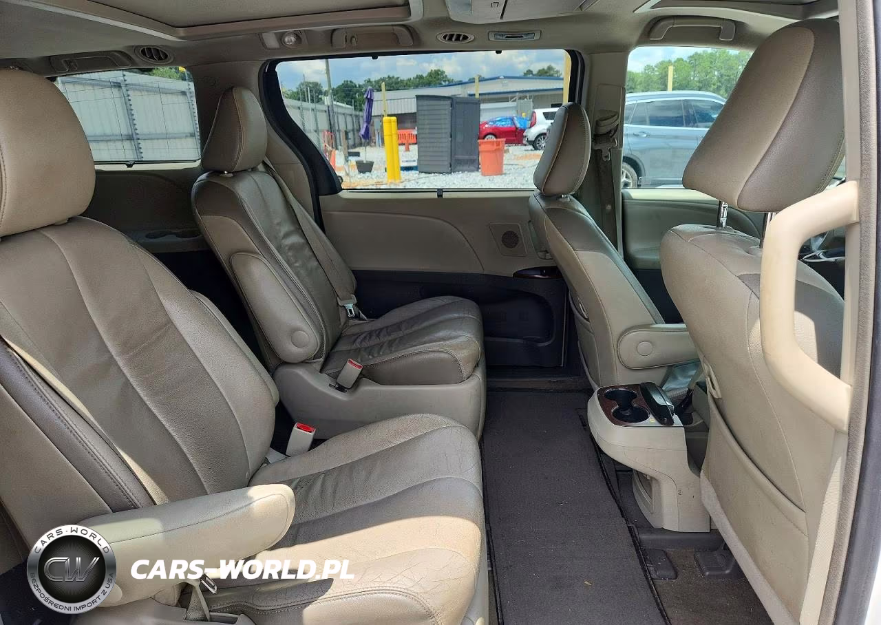 2012 Toyota Sienna Limited 7-Passenger VIN:5TDYK3DC9CS263642 - 10
