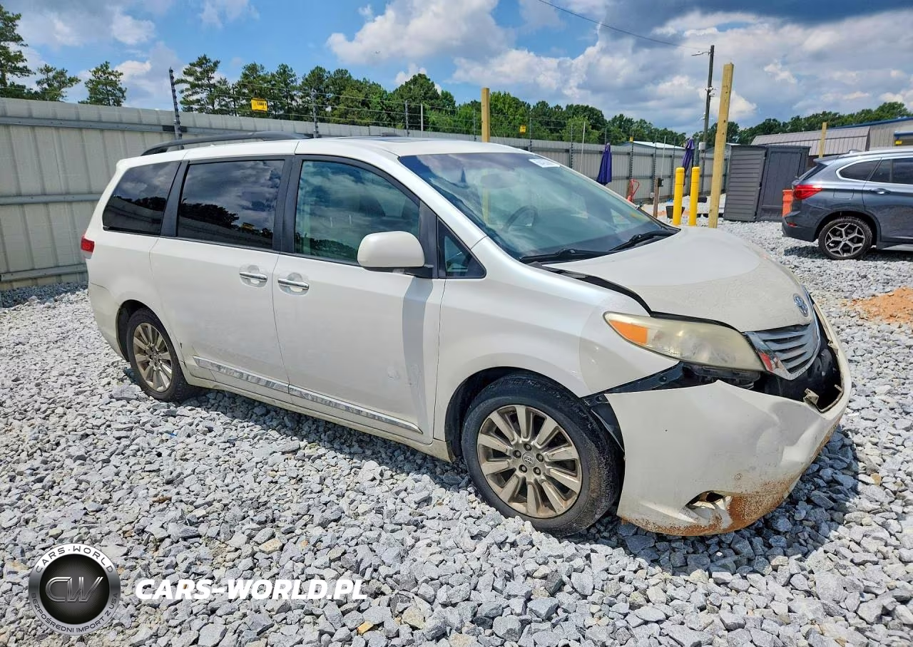 2012 Toyota Sienna Limited 7-Passenger VIN:5TDYK3DC9CS263642 - 4