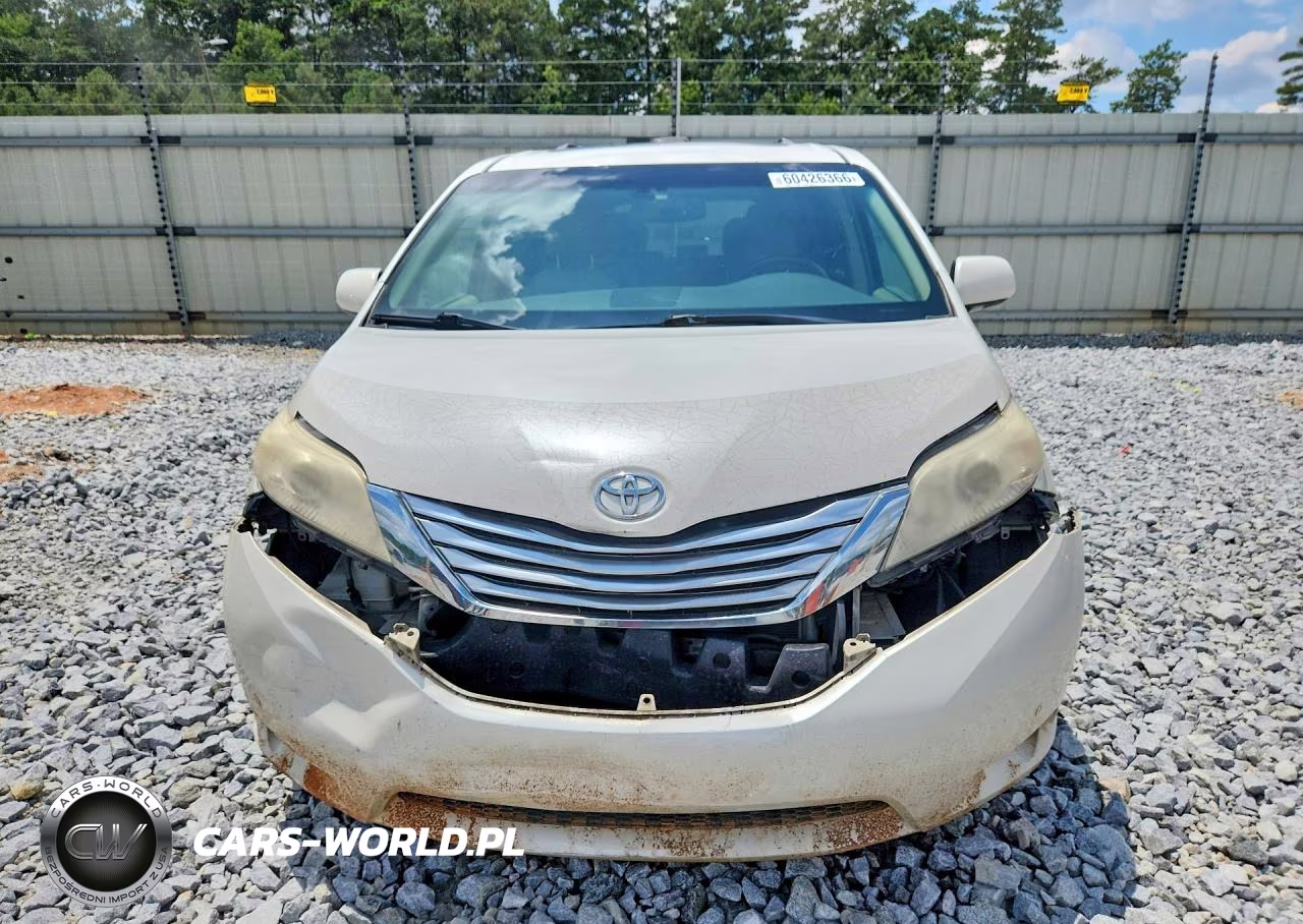 2012 Toyota Sienna Limited 7-Passenger VIN:5TDYK3DC9CS263642 - 5