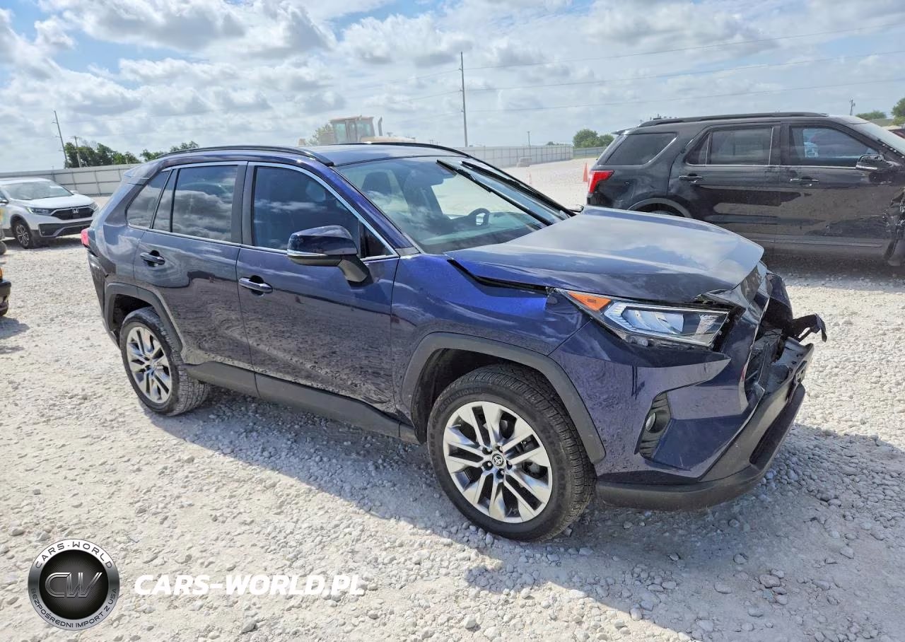 2019 Toyota Rav4 Xle Premium VIN:2T3C1RFVXKW025519 - 4