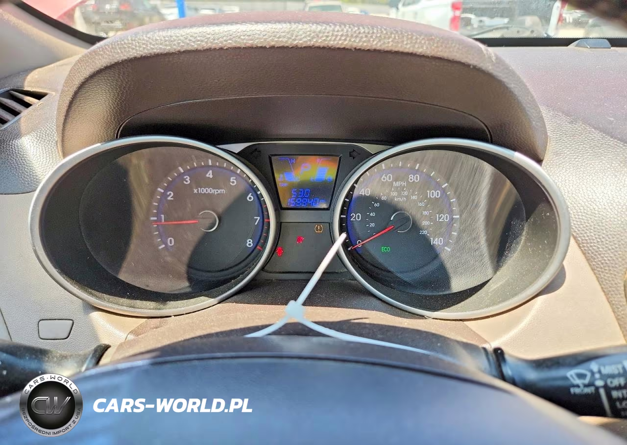 2015 Hyundai Tucson Limited VIN:KM8JU3AG4FU988015 - 9