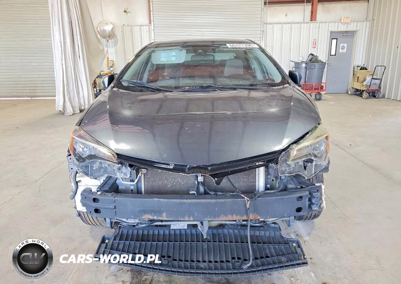2018 Toyota Corolla Le VIN:2T1BURHE0JC008673 - 5