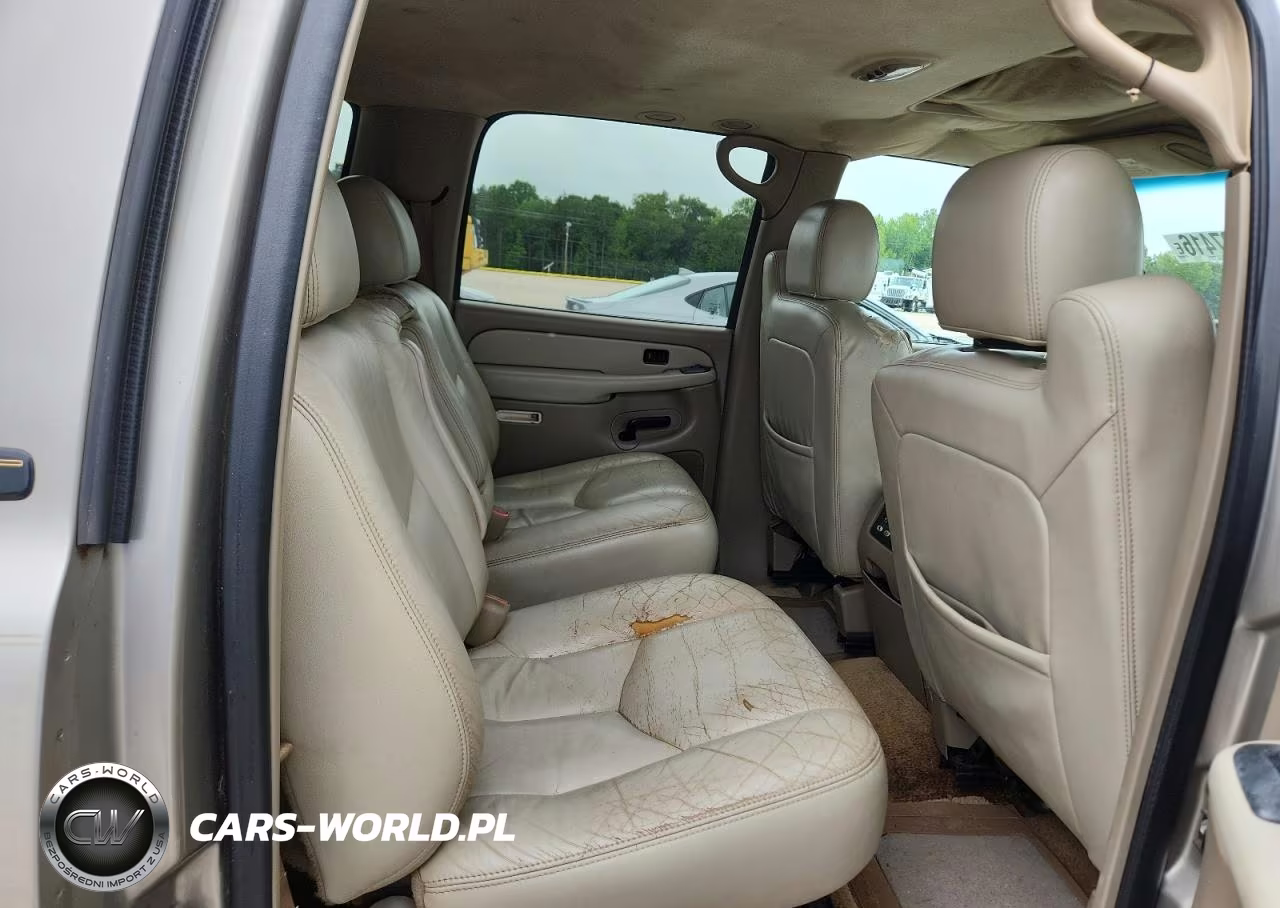 2003 Chevrolet Suburban C1500 VIN:3GNEC16Z43G286368 - 11