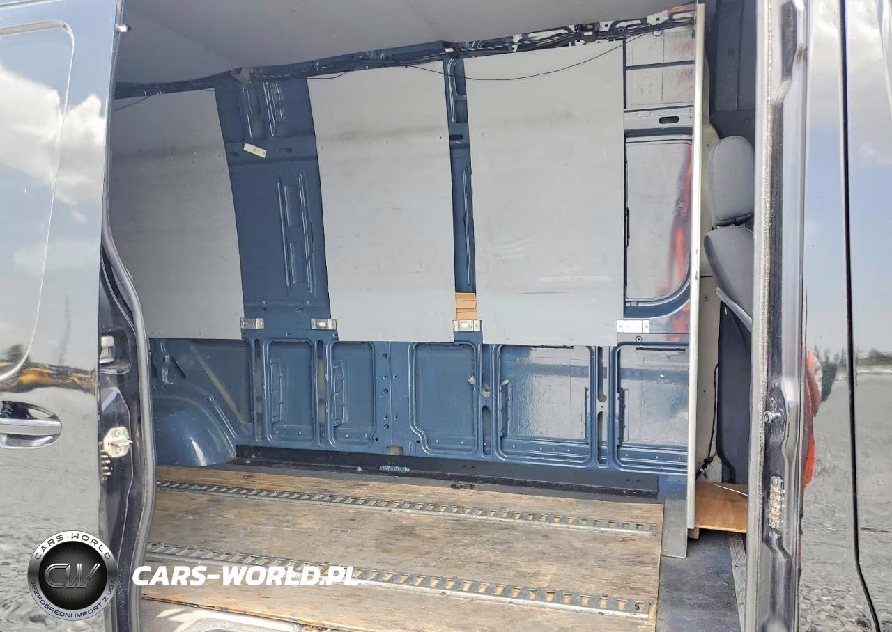 2019 Mercedes-Benz Sprinter 2500-3500 VIN:WD4PF1CD1KP148918 - 10