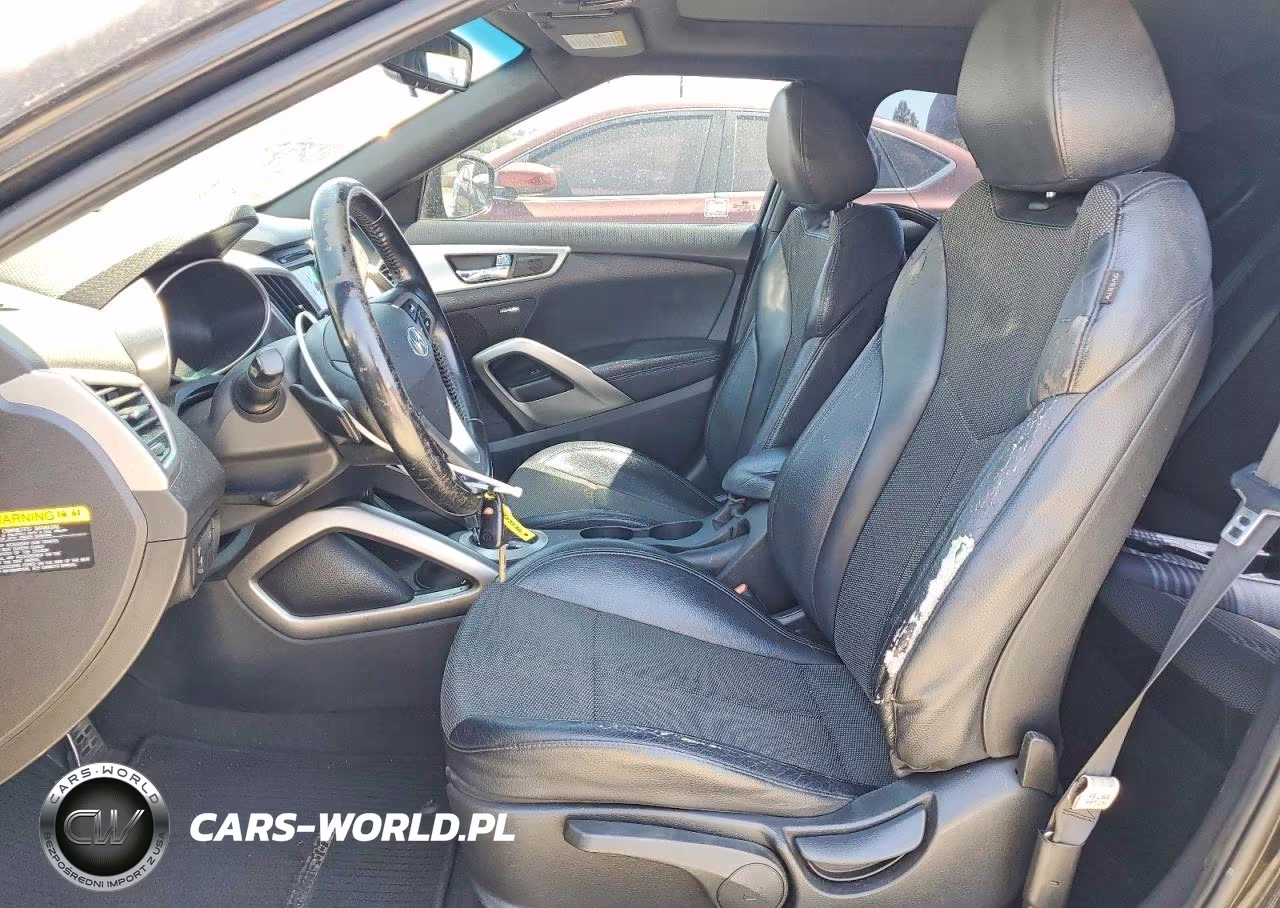 2016 Hyundai Veloster Base VIN:KMHTC6ADXGU251888 - 7