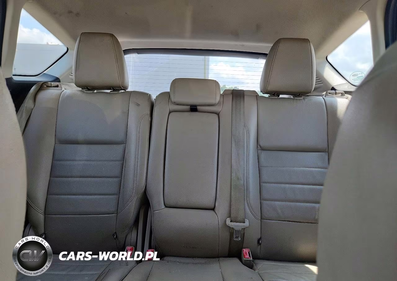 2013 Ford C-Max VIN:1FADP5BU4DL546370 - 10