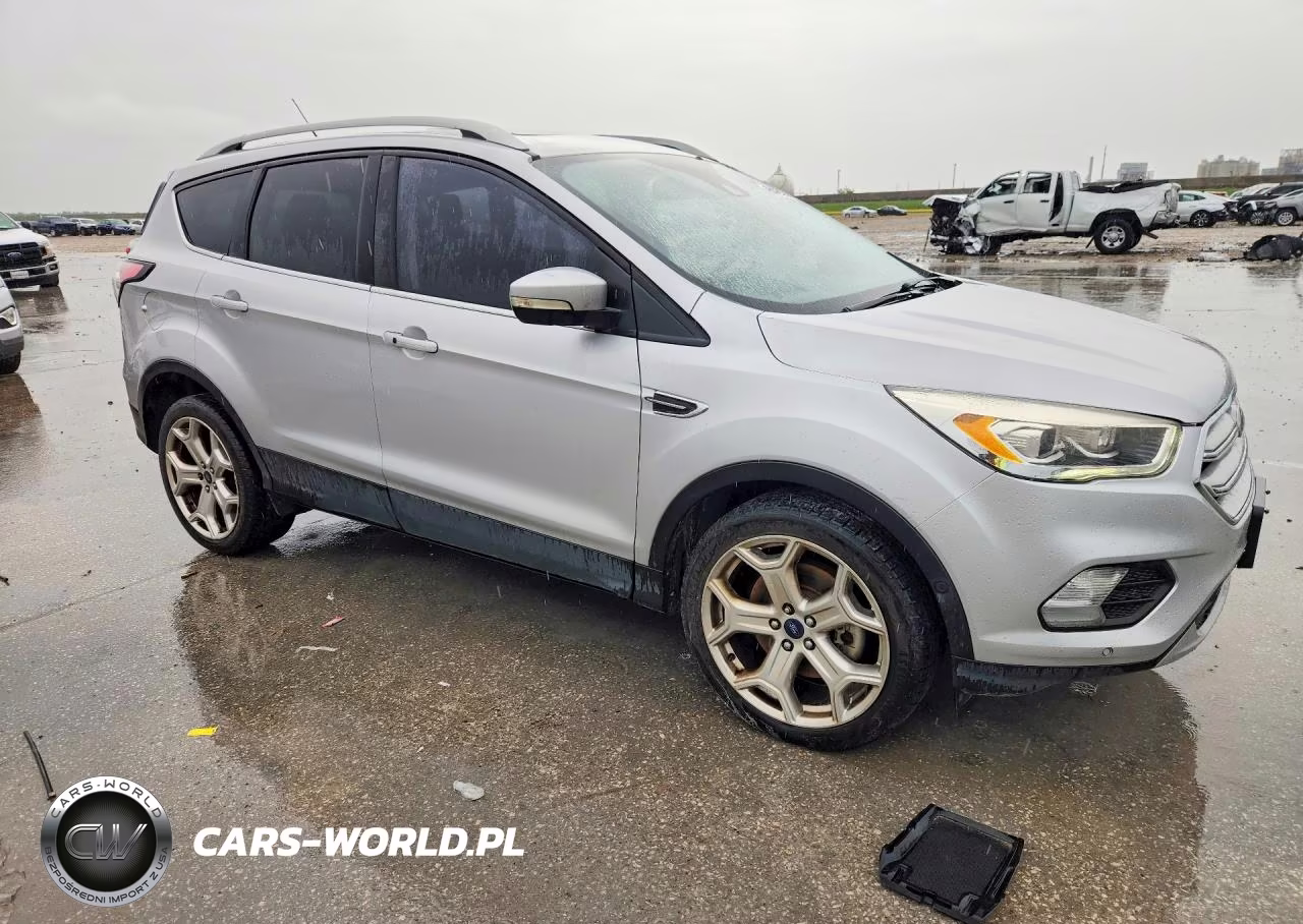 2018 Ford Escape VIN:1FMCU0J97JUB72546 - 4