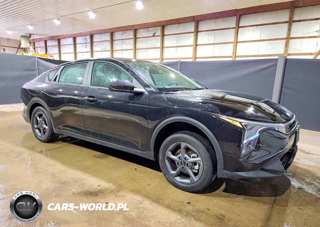 2026 Kia K4 Lxs VIN:3KPFT4DE2TE301704 - 4