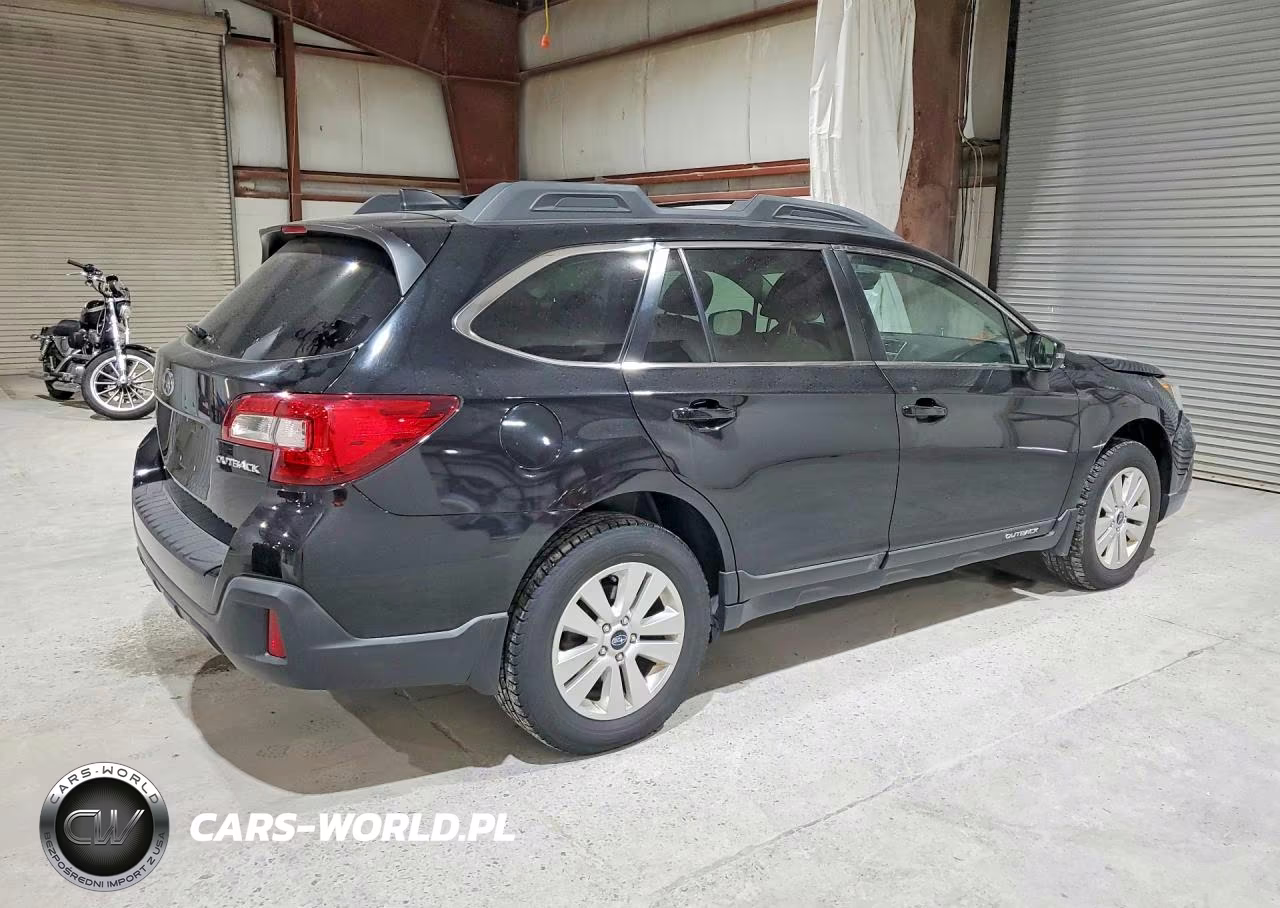 2019 Subaru Outback 2.5I Premium VIN:4S4BSAHC8K3228073 - 3