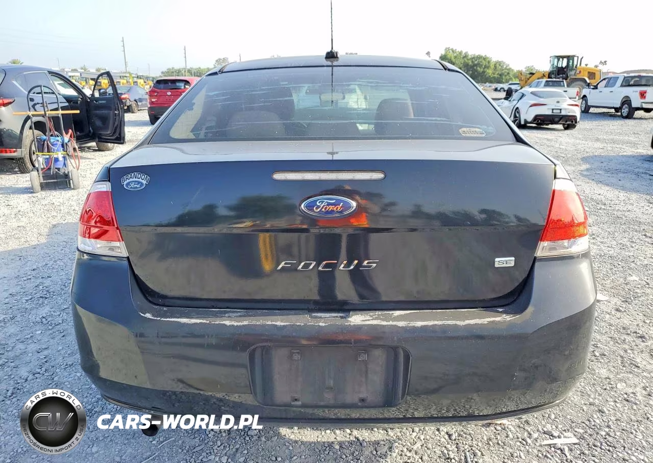 2010 Ford Focus Se VIN:1FAHP3FN2AW276865 - 6