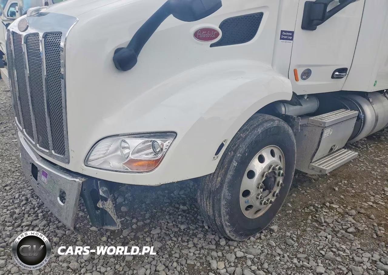 2021 Peterbilt 579 - Semi Truck VIN:1XPBDP9X8MD646390 - 14