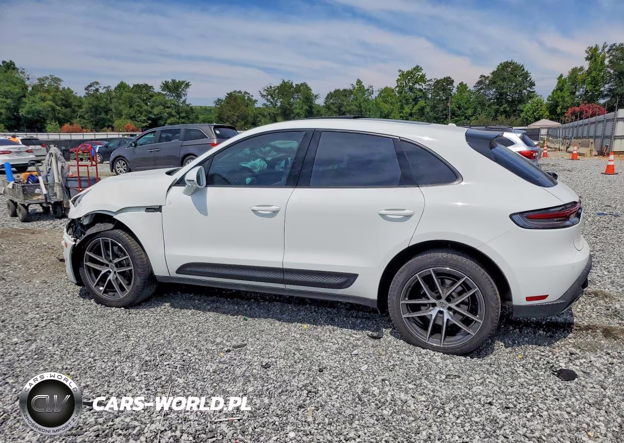 2024 Porsche Macan Base VIN:WP1AA2A57RLB06981 - 2