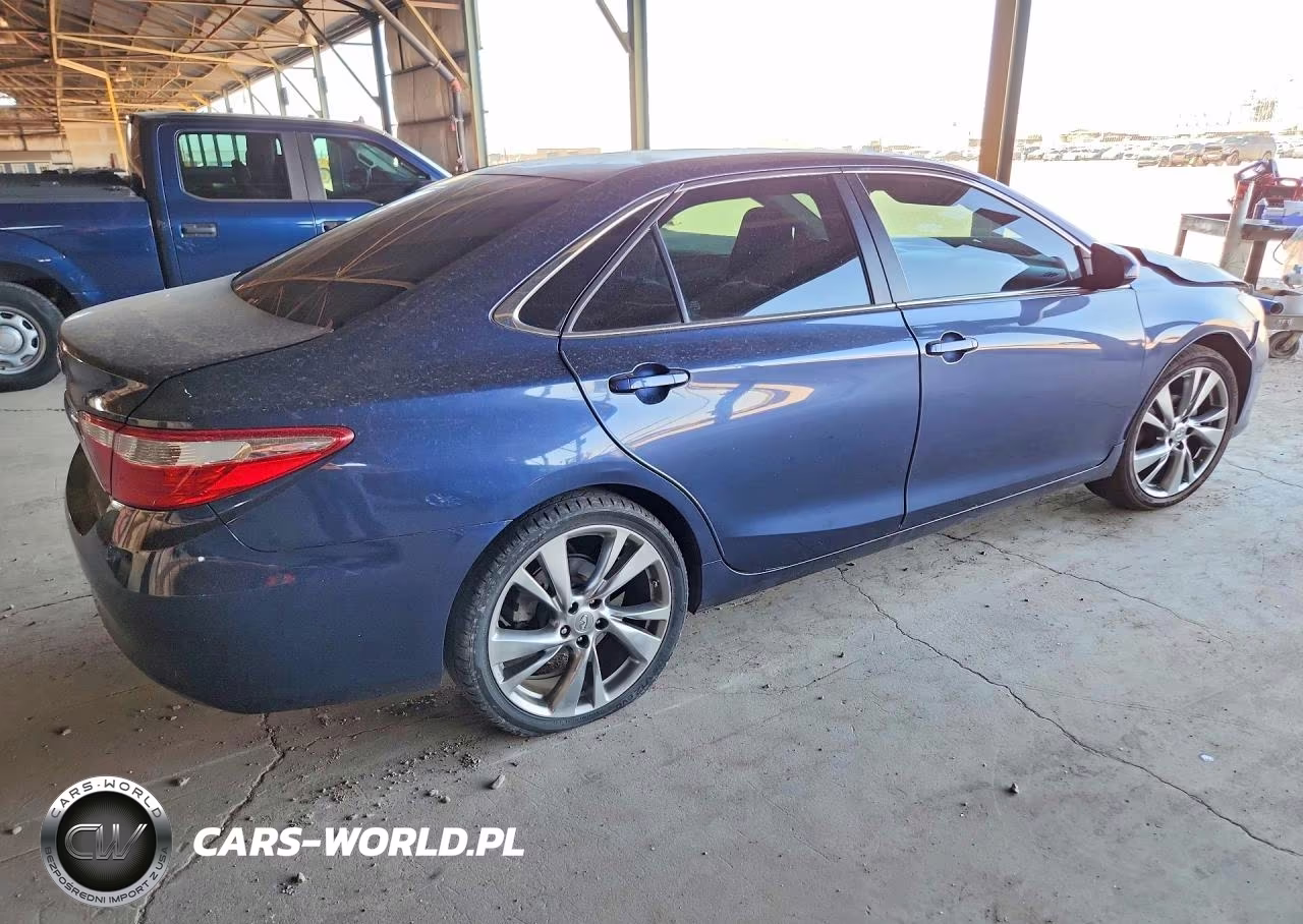 2017 Toyota Camry Le VIN:4T1BF1FK6HU754543 - 3