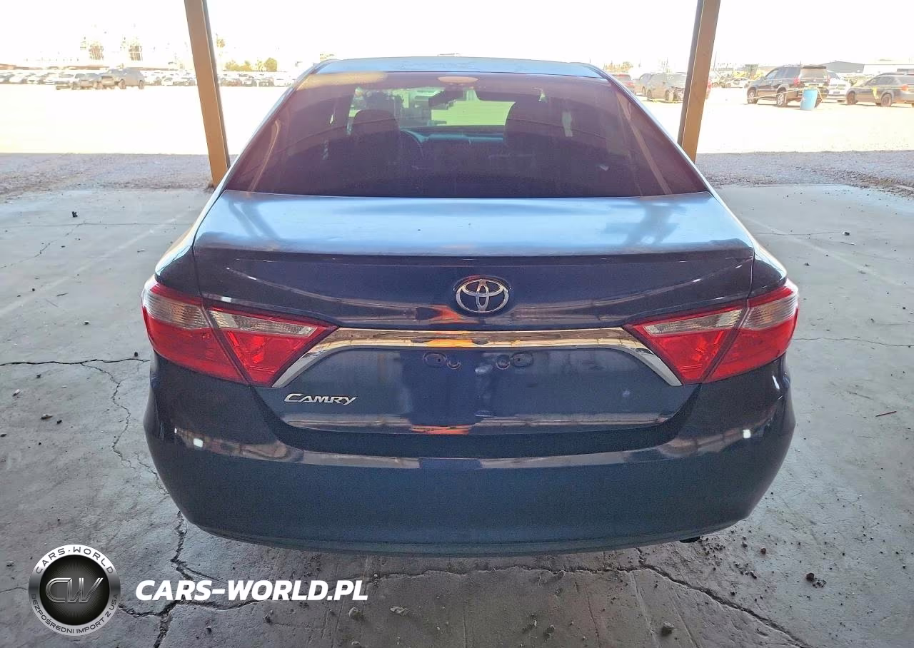 2017 Toyota Camry Le VIN:4T1BF1FK6HU754543 - 6