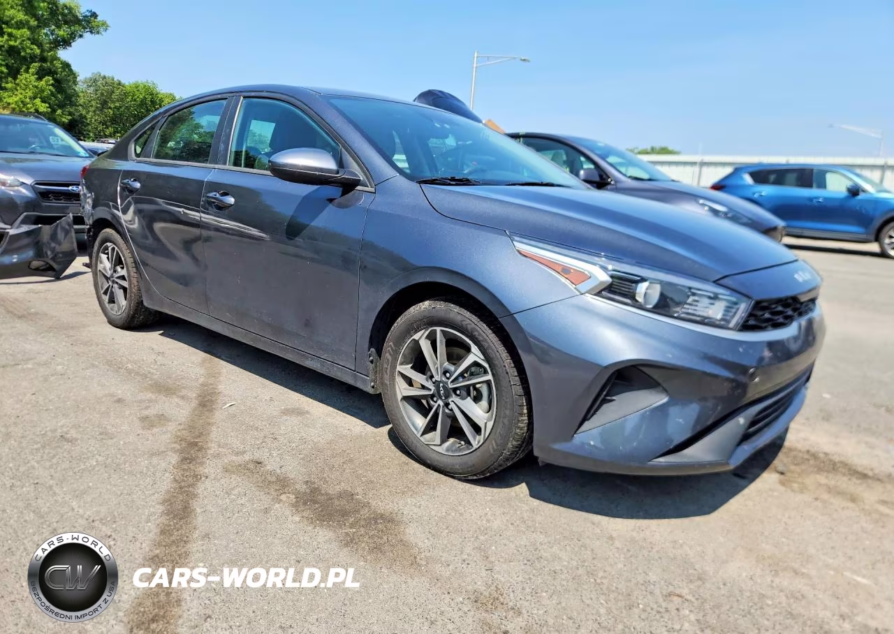 2024 Kia Forte Lxs VIN:3KPF24AD9RE706434 - 4