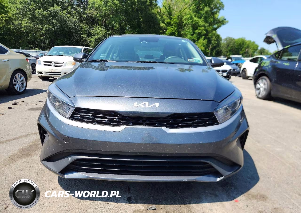 2024 Kia Forte Lxs VIN:3KPF24AD9RE706434 - 5