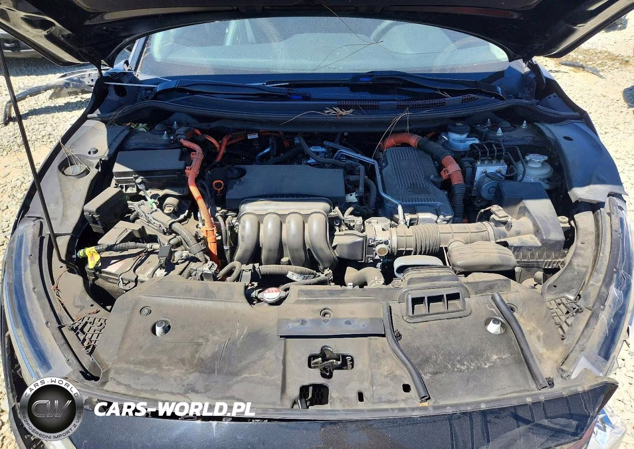 2018 Honda Clarity VIN:JHMZC5F15JC018858 - 11