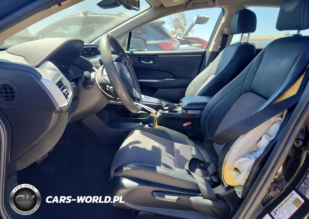 2018 Honda Clarity VIN:JHMZC5F15JC018858 - 7