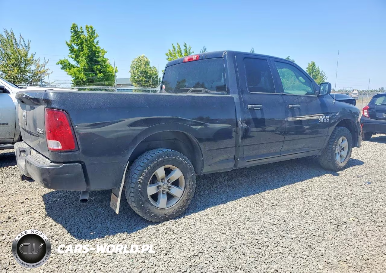 2018 Ram 1500 St VIN:1C6RR7FGXJS269968 - 3