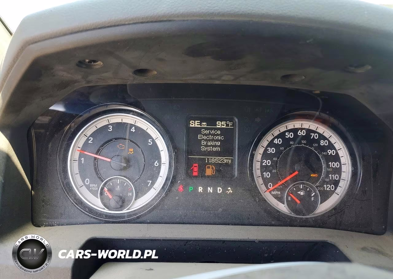 2018 Ram 1500 St VIN:1C6RR7FGXJS269968 - 9