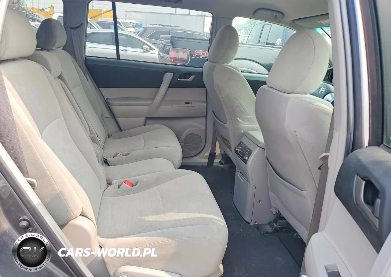 2013 Toyota Highlander Plus VIN:5TDZA3EH4DS038922 - 11