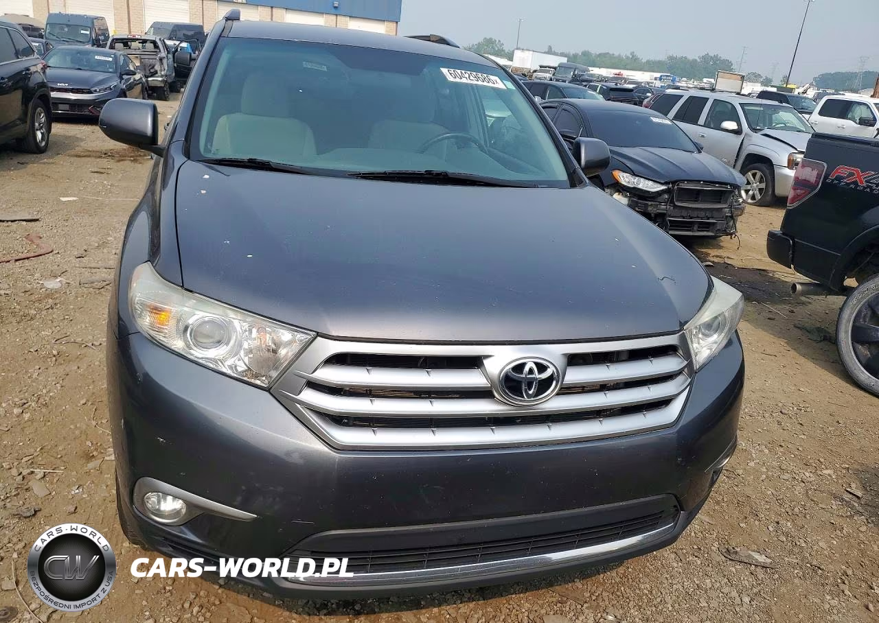 2013 Toyota Highlander Plus VIN:5TDZA3EH4DS038922 - 5