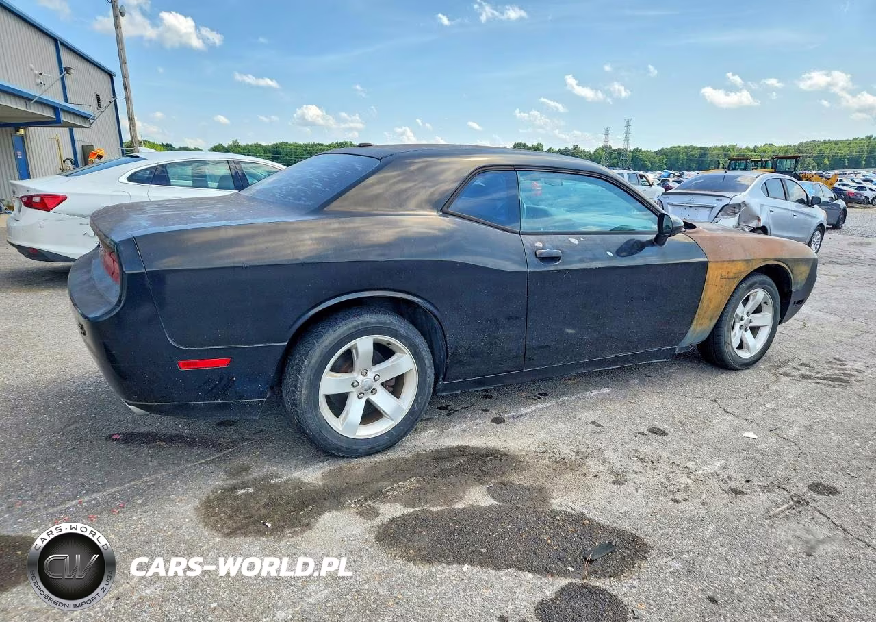 2011 Dodge Challenger VIN:2B3CJ4DG2BH604349 - 3