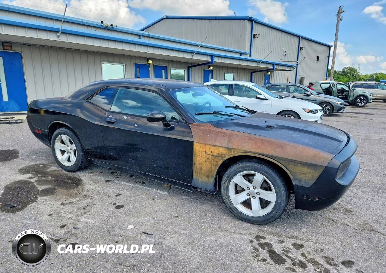 2011 Dodge Challenger VIN:2B3CJ4DG2BH604349 - 4