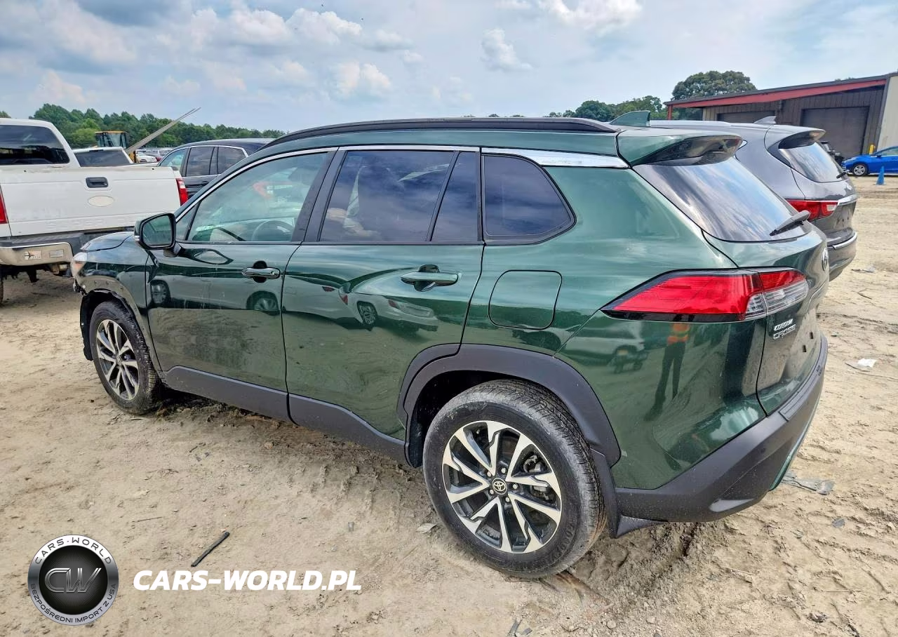 2022 Toyota Corolla Cross Xle VIN:7MUDAABG7NV024496 - 2