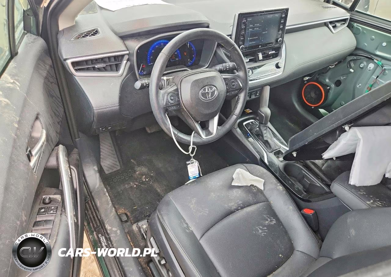 2022 Toyota Corolla Cross Xle VIN:7MUDAABG7NV024496 - 8