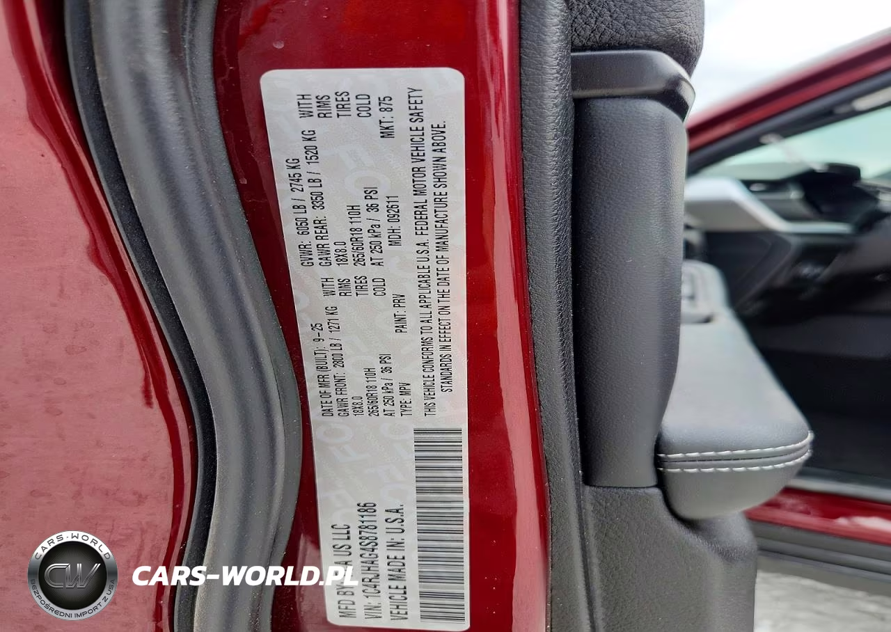 2025 Jeep Grand Cherokee Laredo VIN:1C4RJHAG4S8781186 - 14