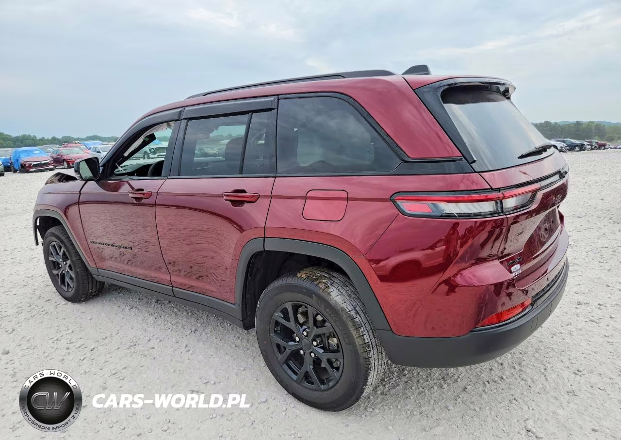 2025 Jeep Grand Cherokee Laredo VIN:1C4RJHAG4S8781186 - 2