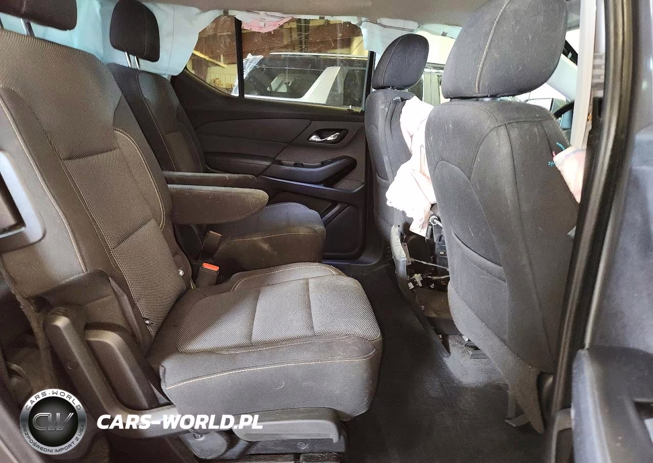 2019 Chevrolet Traverse Lt VIN:1GNERGKW0KJ290556 - 11
