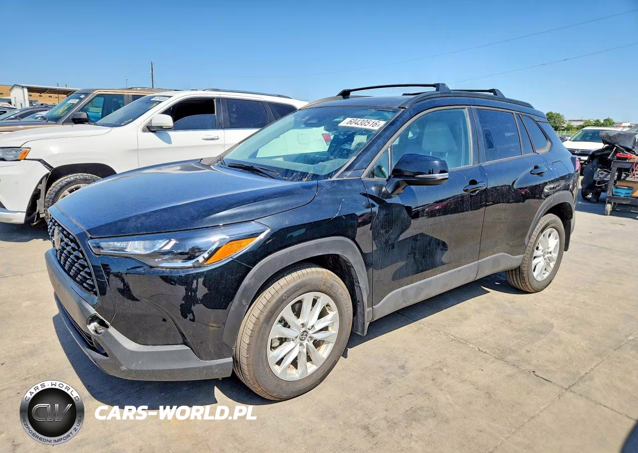2025 Toyota Corolla Cross Le – zdjęcie 1 z 12