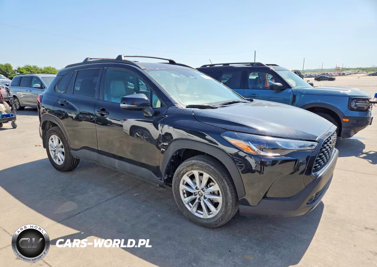 2025 Toyota Corolla Cross Le VIN:7MUBAAAG5SV128862 - 4