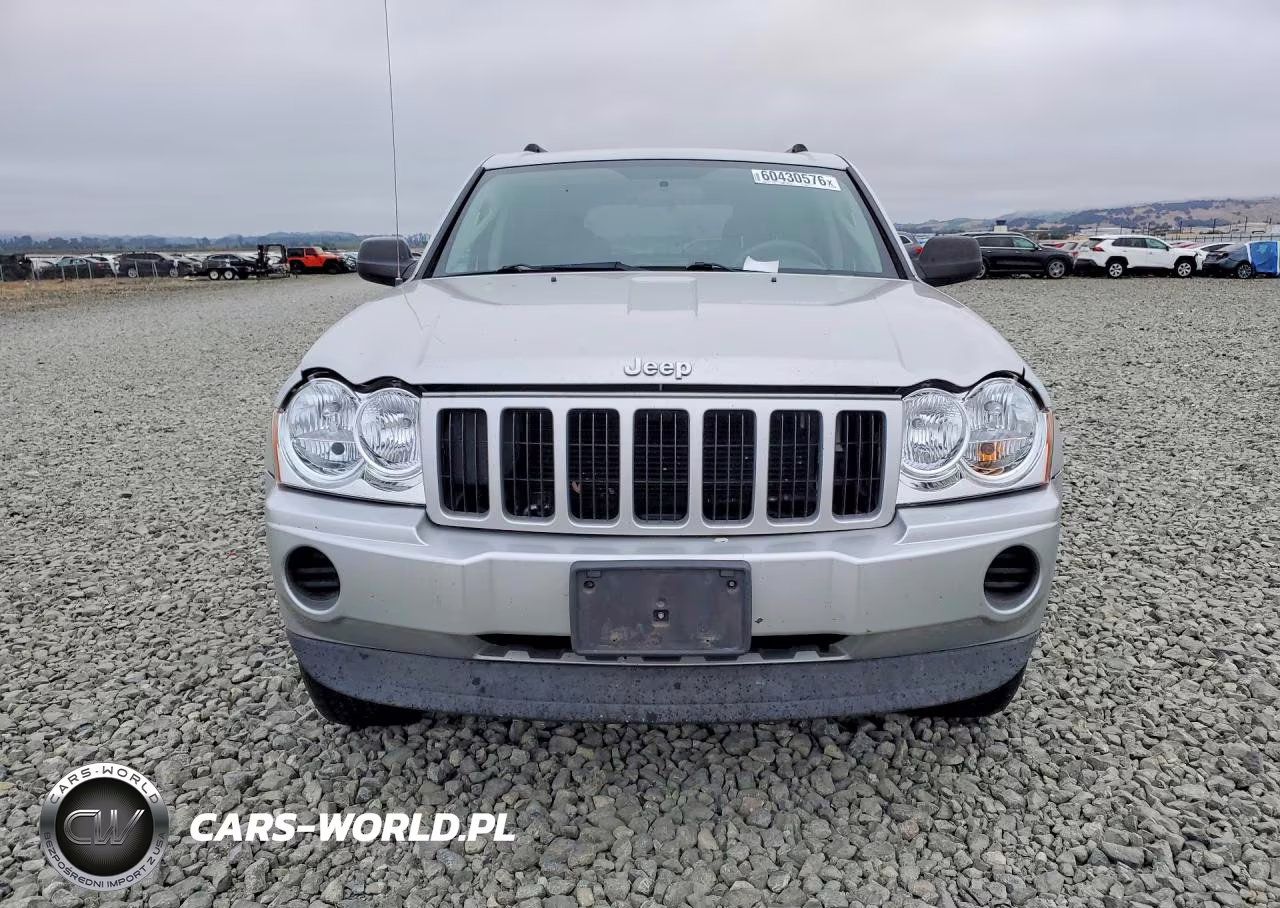 2007 Jeep Grand Cherokee Laredo VIN:1J8GR48KX7C513548 - 5