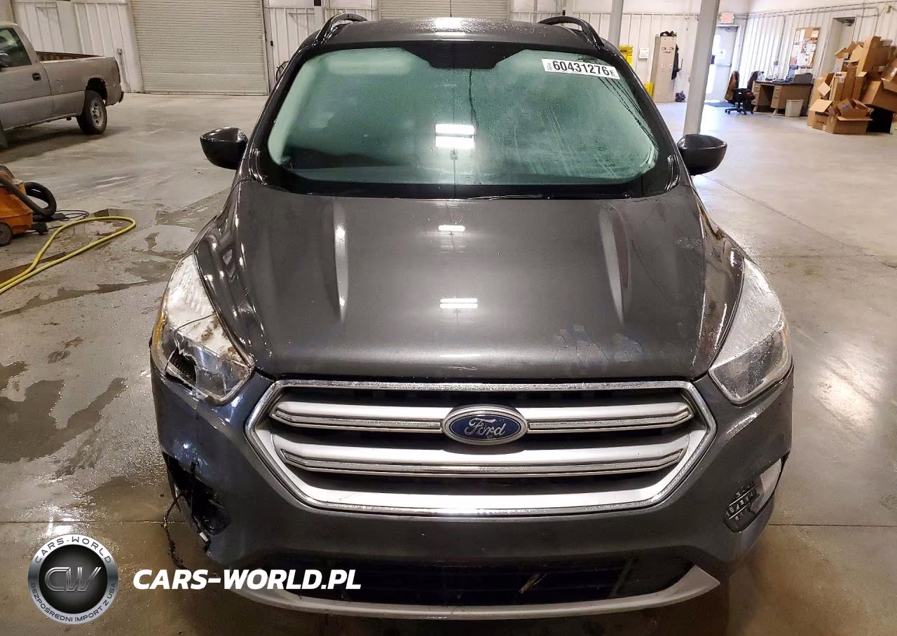 2017 Ford Escape Se VIN:1FMCU9G95HUA85007 - 5