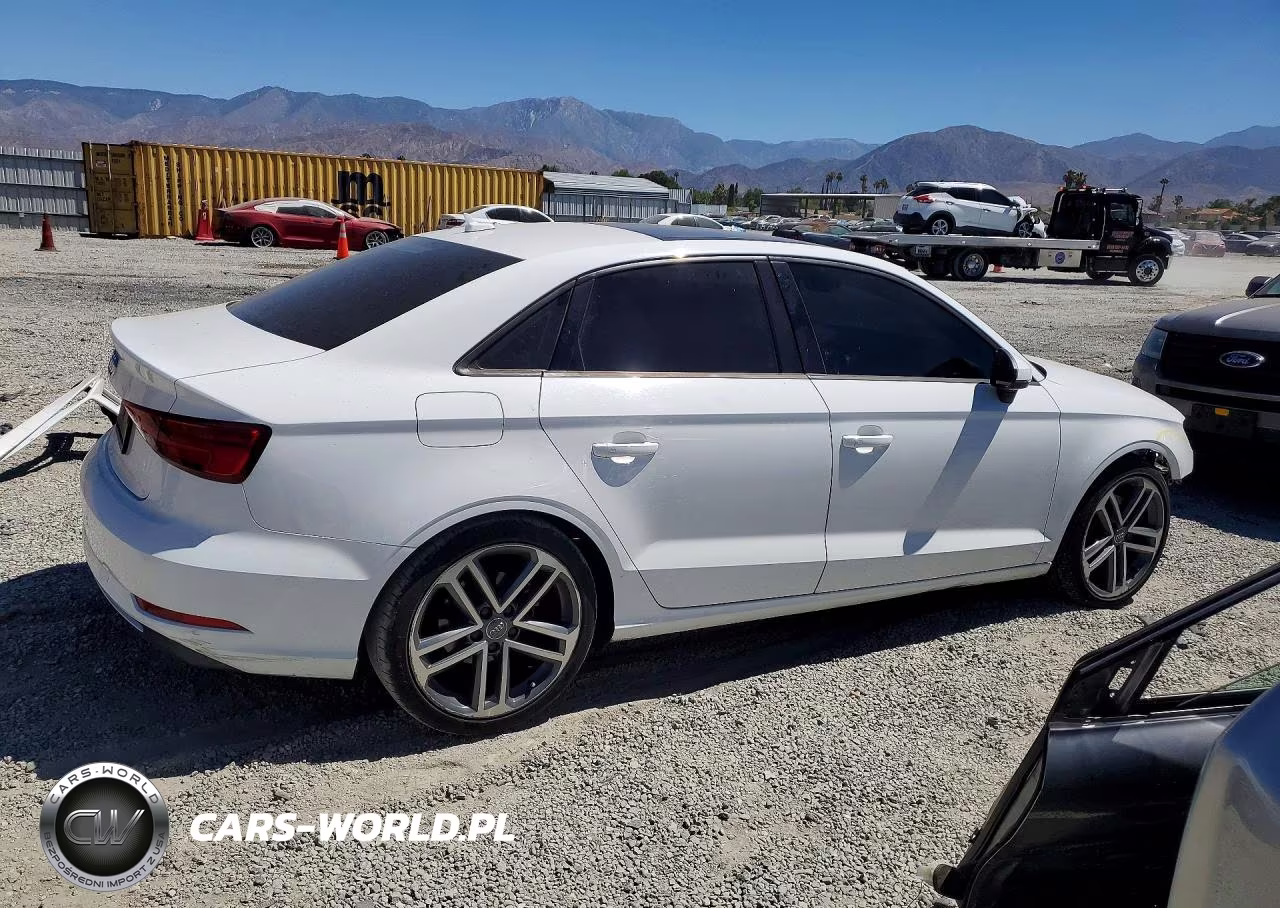 2017 Audi A3 Premium VIN:WAUAUGFF0H1035475 - 3