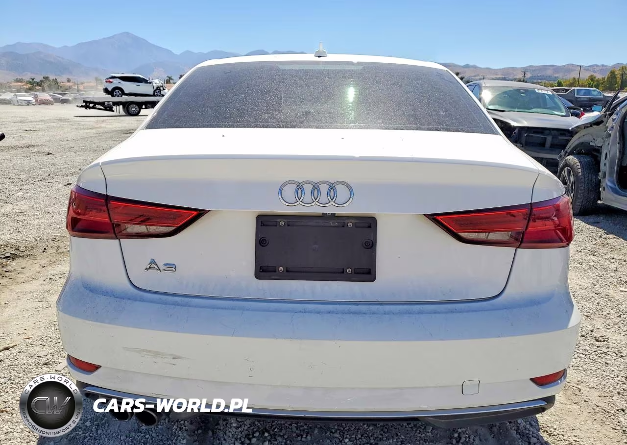 2017 Audi A3 Premium VIN:WAUAUGFF0H1035475 - 6