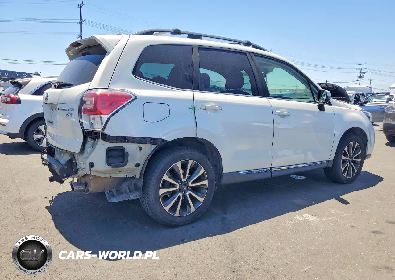 2017 Subaru Forester 2.0Xt Touring VIN:JF2SJGWC2HH581029 - 3