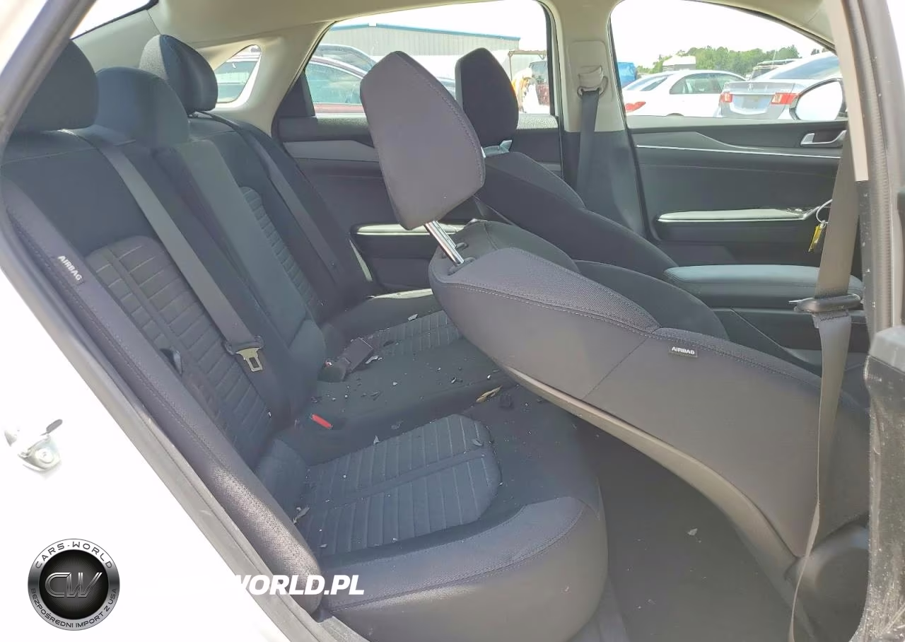 2025 Kia K5 Lxs VIN:KNAG24J79S5357465 - 10