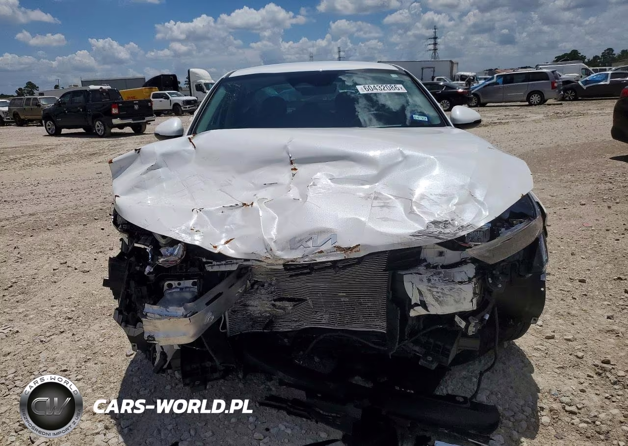 2025 Kia K5 Lxs VIN:KNAG24J79S5357465 - 5