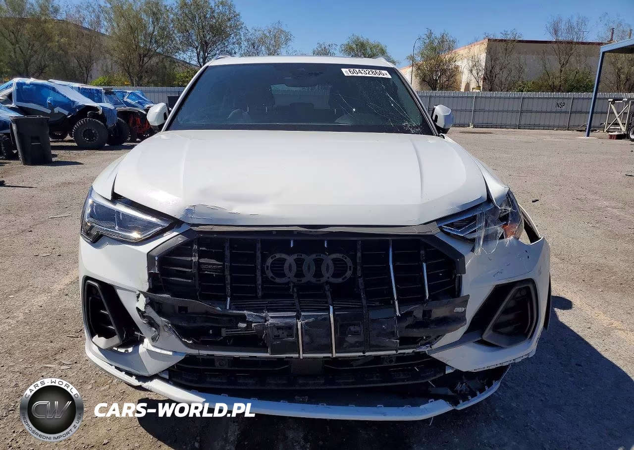 2019 Audi Q3 Premium Plus S-Line VIN:WA1EECF31K1074836 - 5