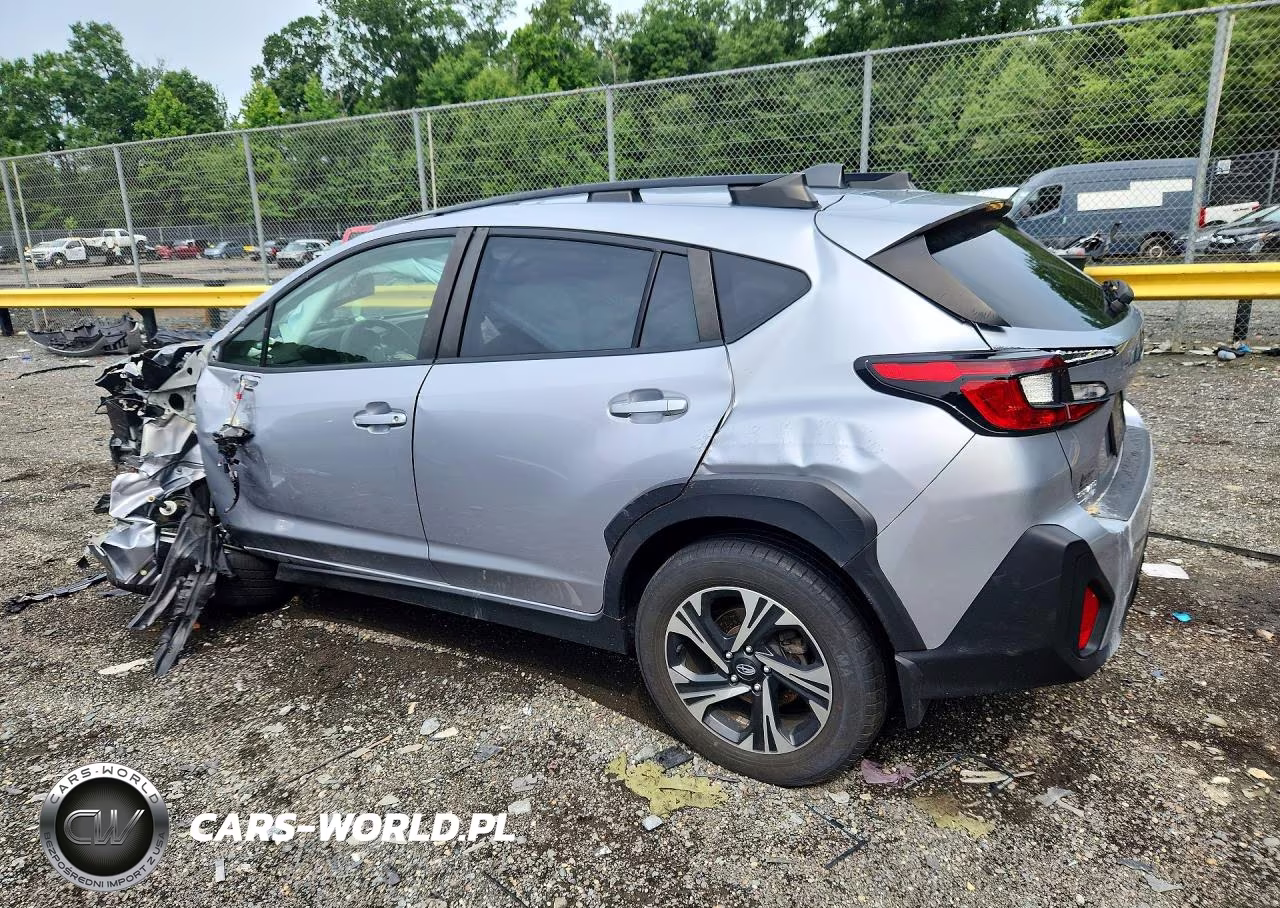 2024 Subaru Crosstrek Premium VIN:JF2GUADC3R8339672 - 2