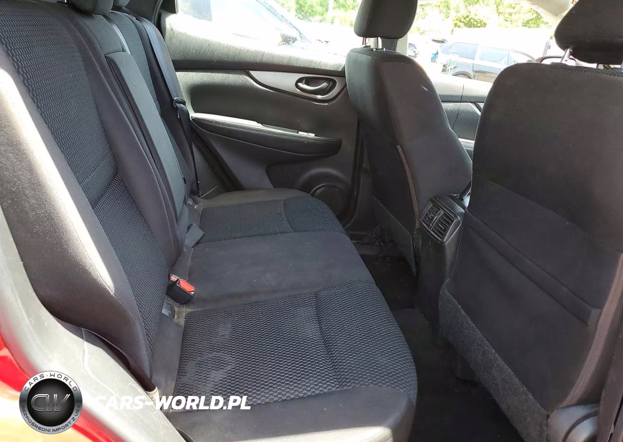 2018 Nissan Rogue Sport S VIN:JN1BJ1CP7JW188165 - 11